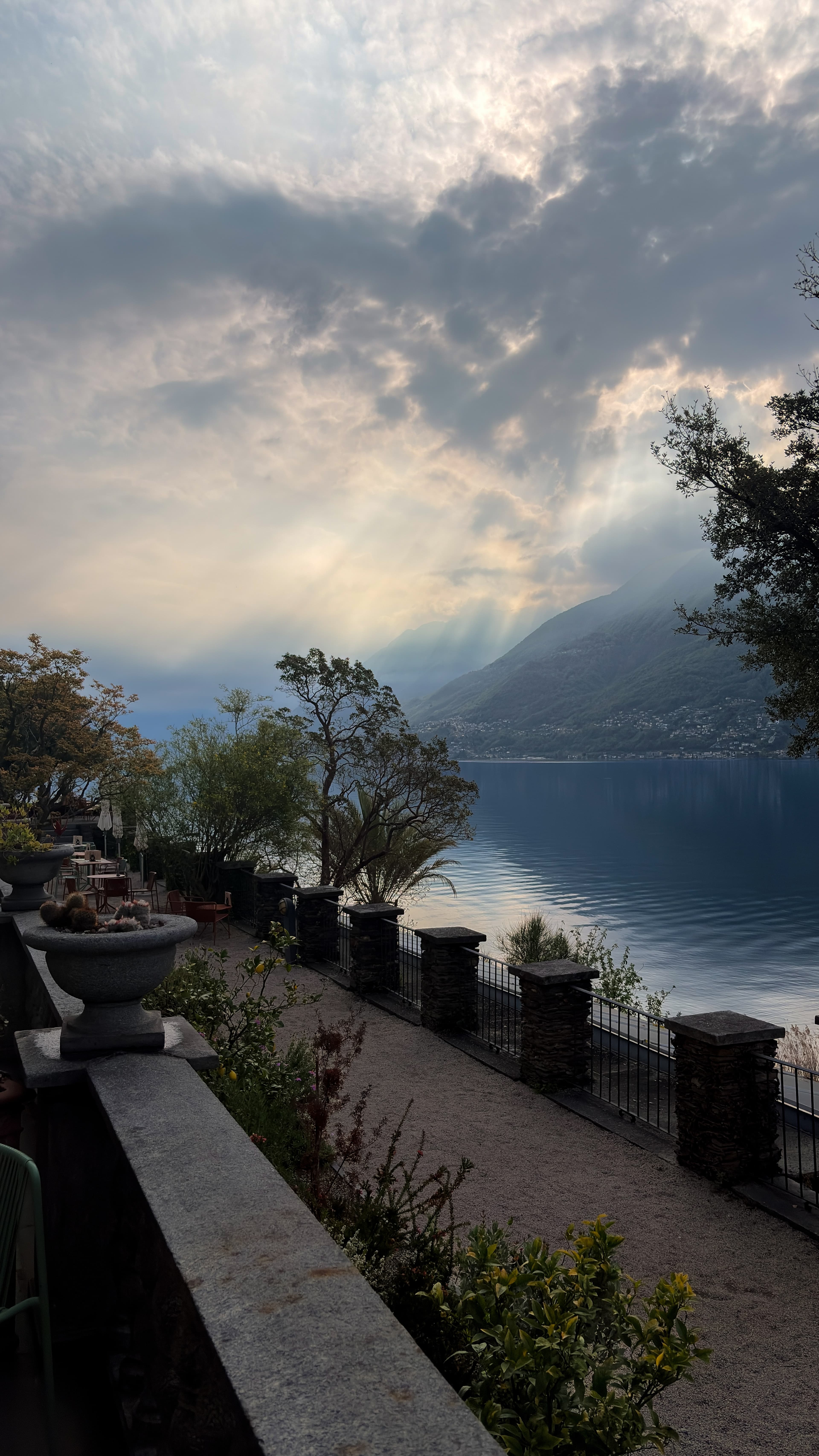 Lake Maggiore atmosphere